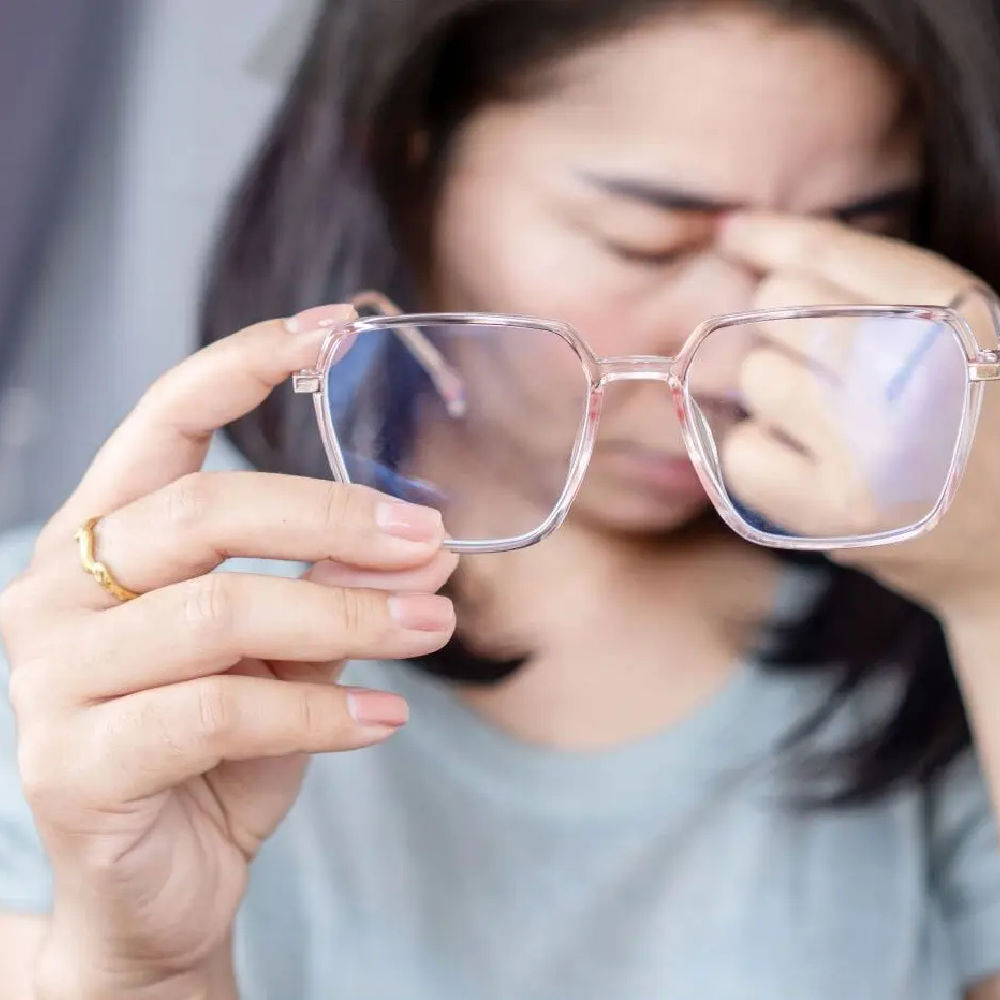 ms-blurred-vision-glasses.